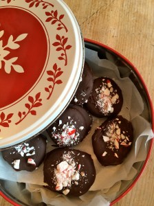 Cut into smaller pieces to line cookie tins.