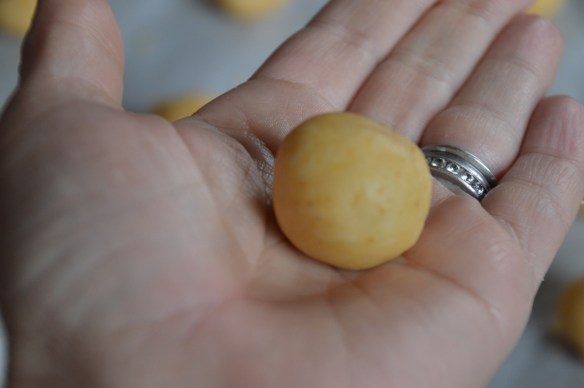 Roll between the palms of your hands to smooth.