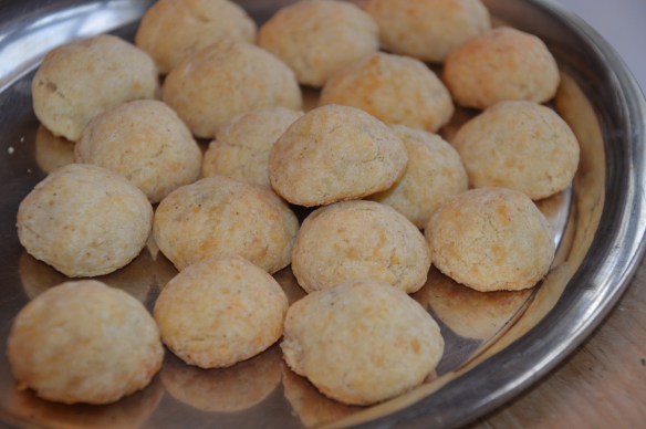 Spicy Olive Cheese balls